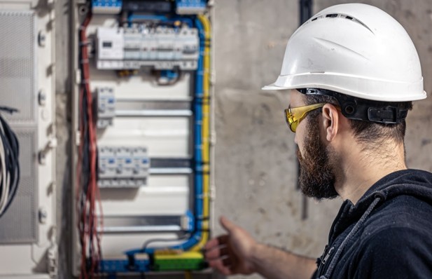 Pendik’teki Konut Sahipleri İçin Elektrik Tesisatı Yönetmeliği ve Mülk Sorumlulukları